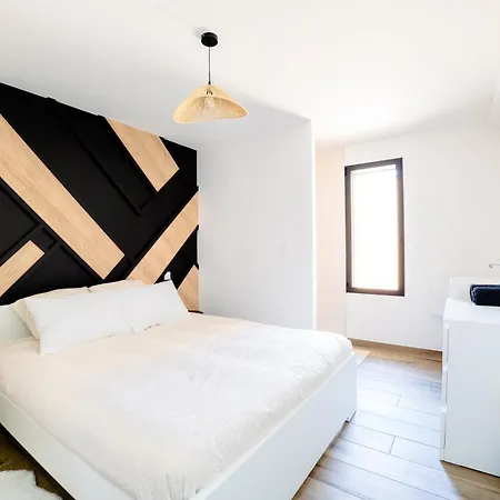 Grange Renovee Avec Piscine Chauffee Baie Du Mont St Michel * Dragey