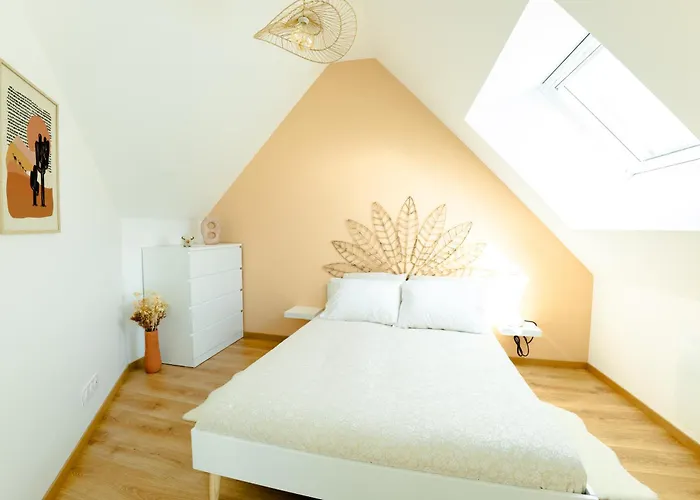 Grange Renovee Avec Piscine Chauffee Baie Du Mont St Michel